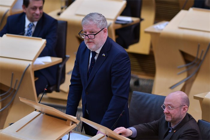 Angus Robertson calls on foreign secretary to withdraw 'damaging' blocks to Scottish Government overseas meetings